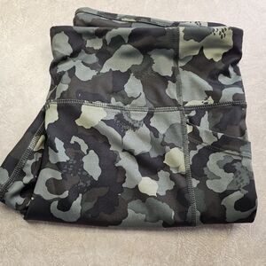 Camouflage Flower Print Leggings